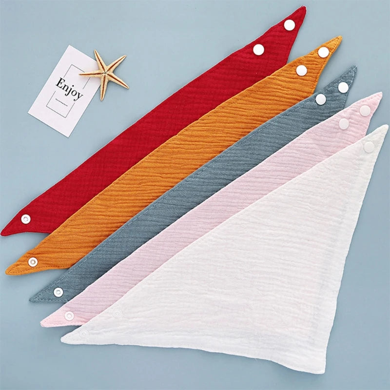 Cotton Gauze Scarf Baby Feeding Bibs with Snaps Soft Saliva Towel Burp Cloth Newborn Baby Bandana Triangle Scarf Shower Gifts